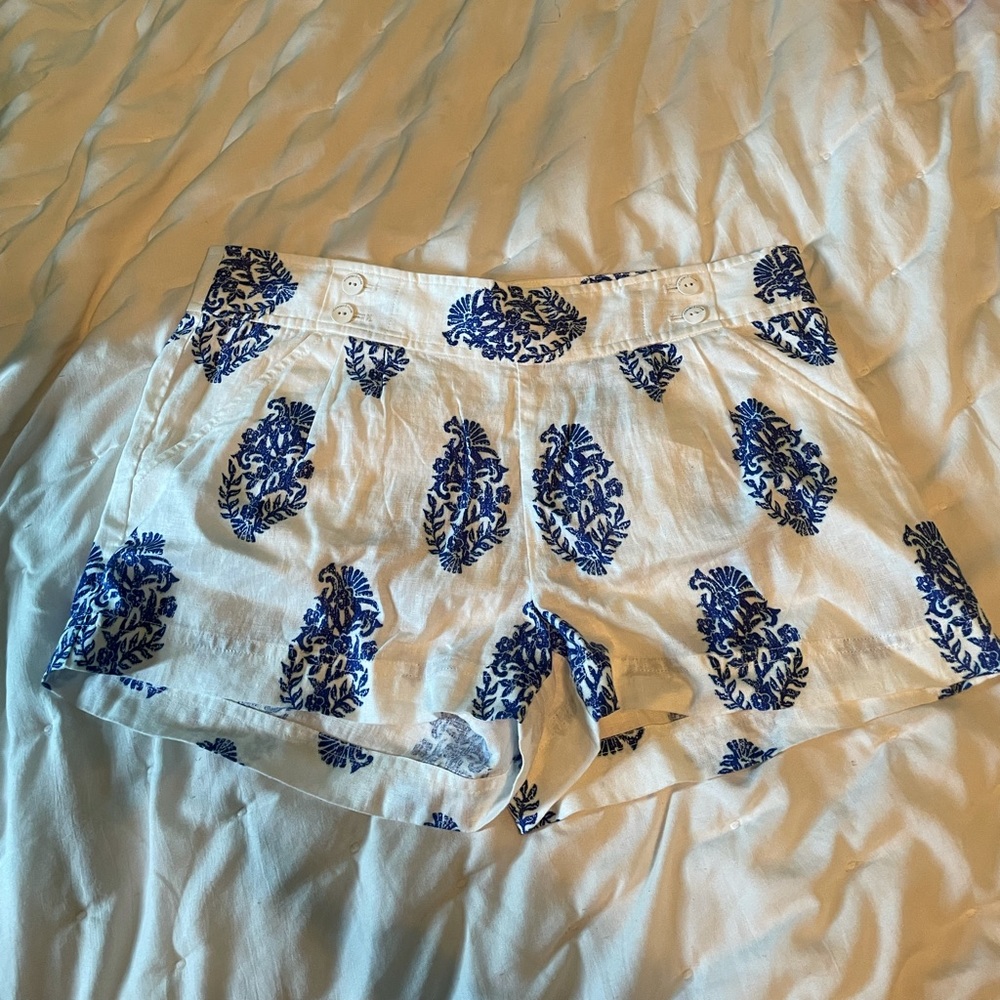 Vineyard vines shorts women’s size 2